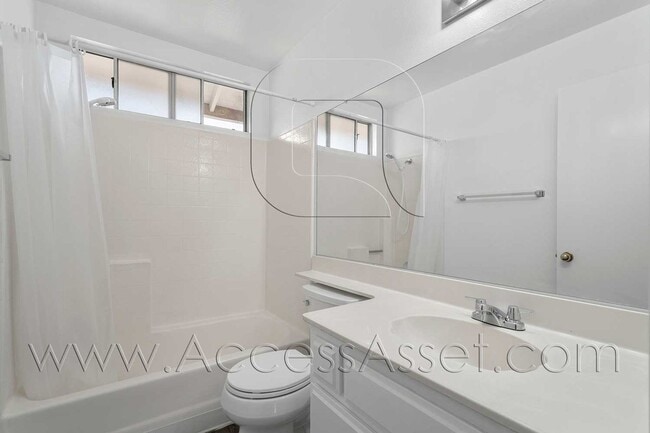 Building Photo - Stunning Two-story Residence With 3-Bed/3-Bath  In Perris!