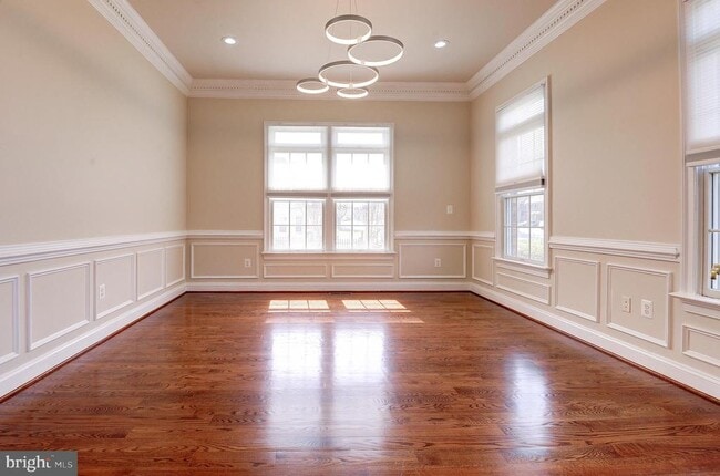 Building Photo - 4303 Evergreen Ln