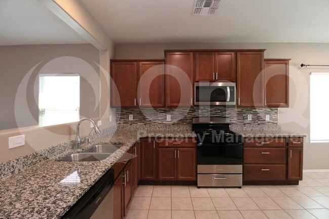 Building Photo - 5614 W Montebello Way