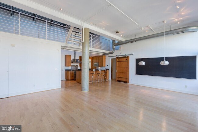 Building Photo - 2328 Champlain St NW