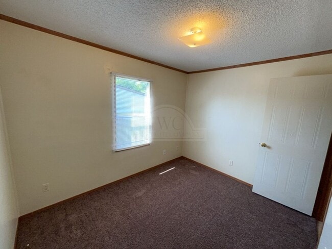 Building Photo - 3100 Cantabrian Dr