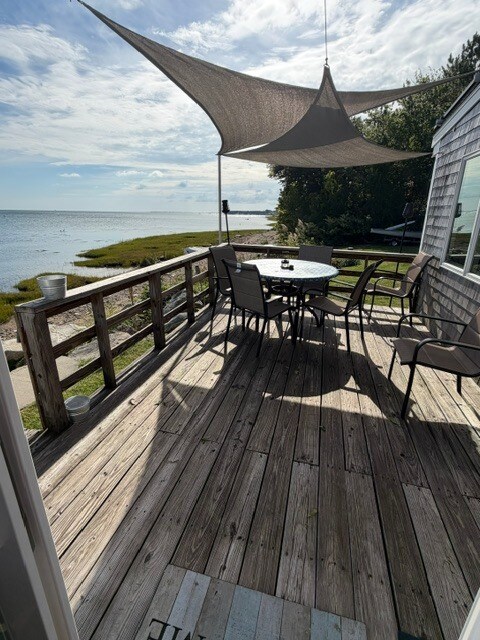 Deck - 5 Old Orchard Ln