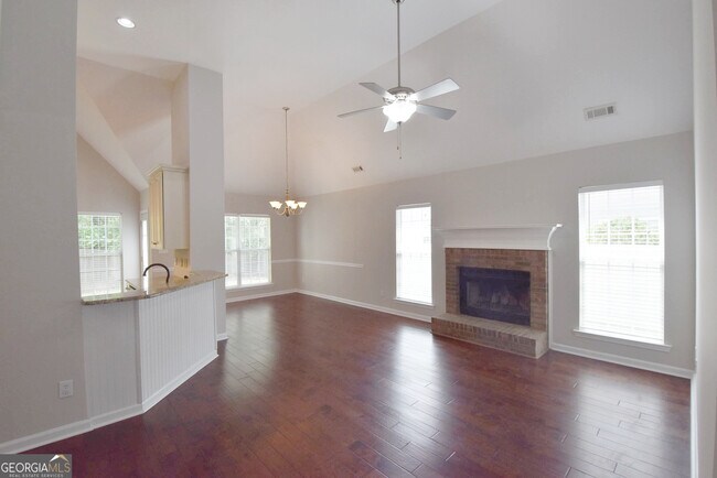 Building Photo - 208 Turnbridge Cir