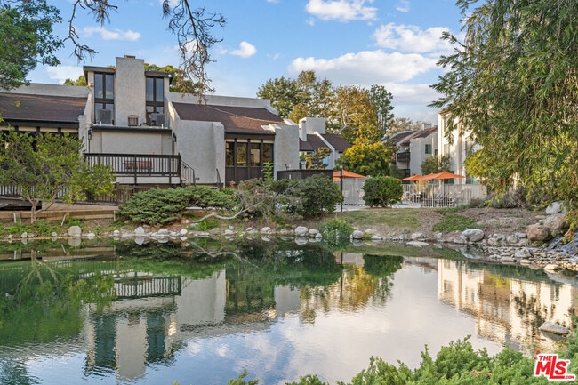 Building Photo - 9206 Summertime Ln
