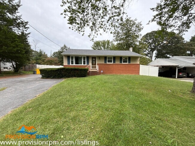 Primary Photo - 1410 Evergreen Rd
