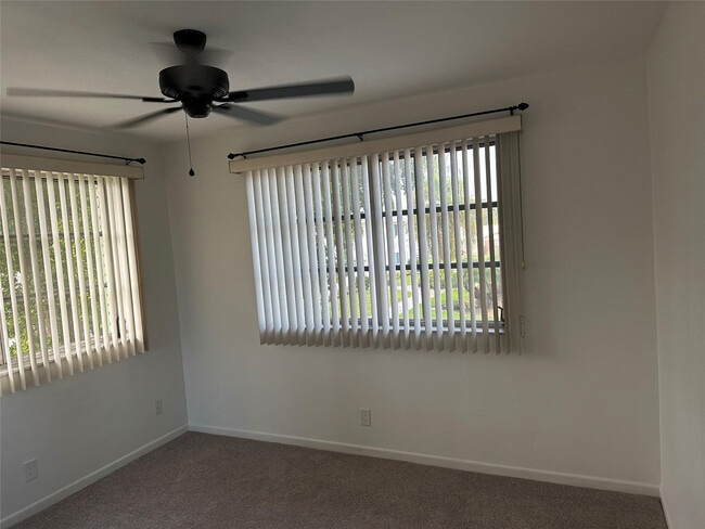 Building Photo - 1821 NE 62nd St