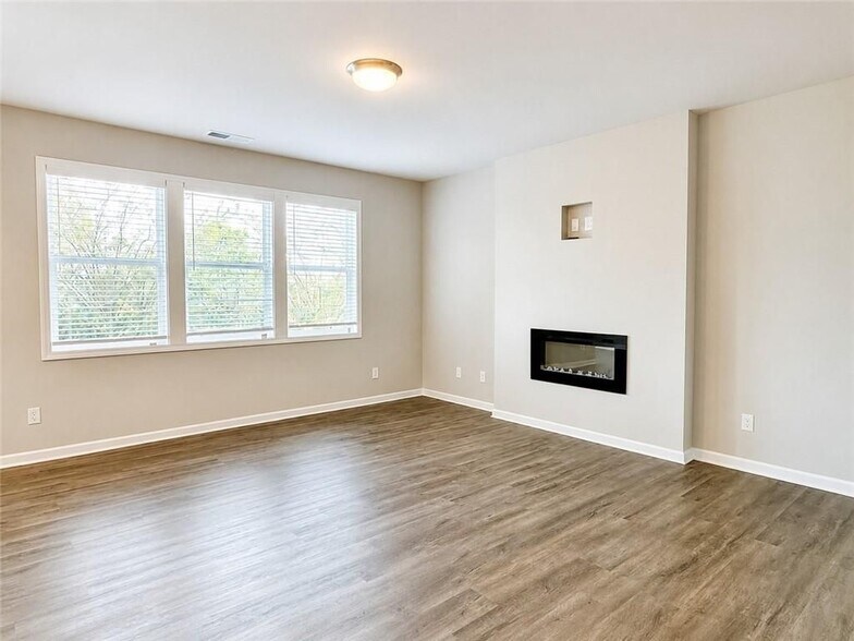 Building Photo - 123 Mill Pond Ln