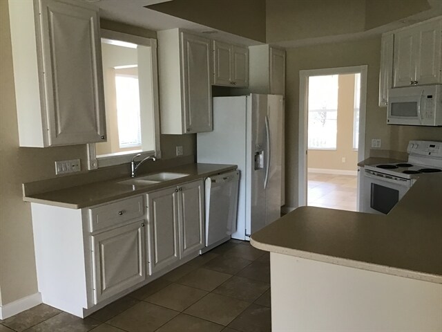 Building Photo - 11938 Charlton Ln