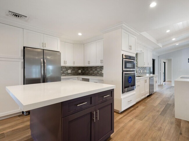 Building Photo - 19508 Hampton Dr