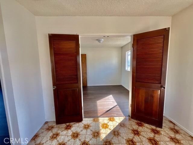 Building Photo - 1233 W 24th St