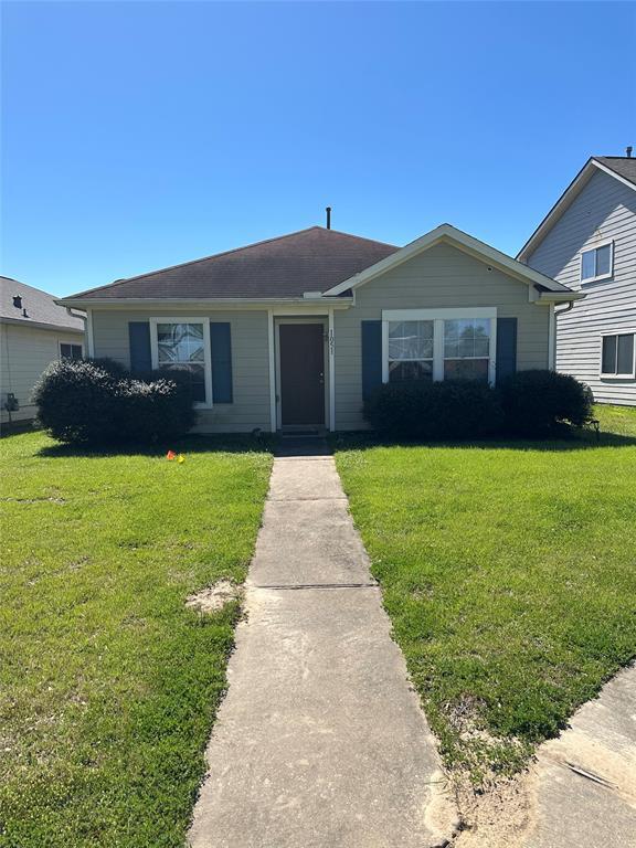 Primary Photo - 1051 Grassy View Dr
