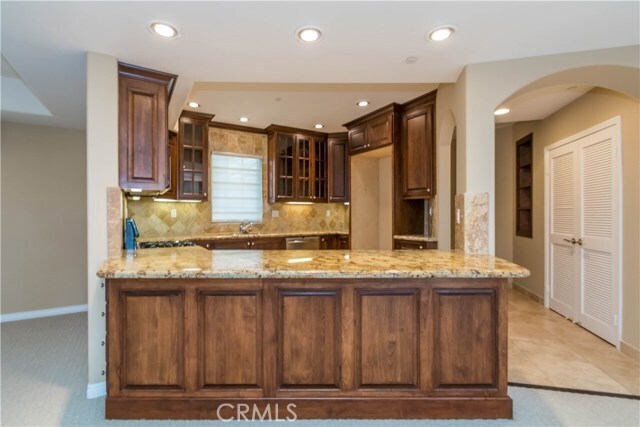 Building Photo - 4551 Coldwater Canyon Ave