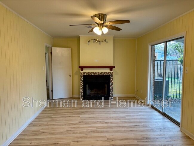 Building Photo - 263 Fairfax Pl