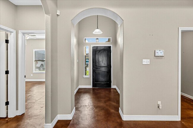 Building Photo - 7237 Lake Tranquility Dr