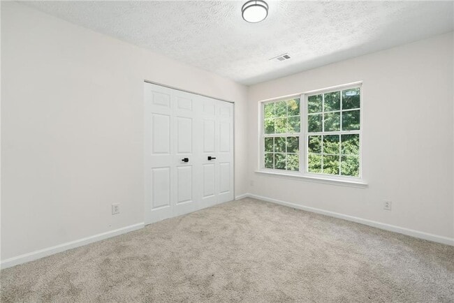 Building Photo - 872 Windcroft Cir NW