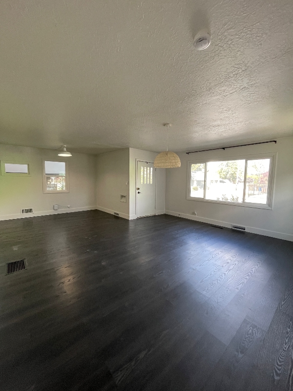 Building Photo - 278 E 1300 S