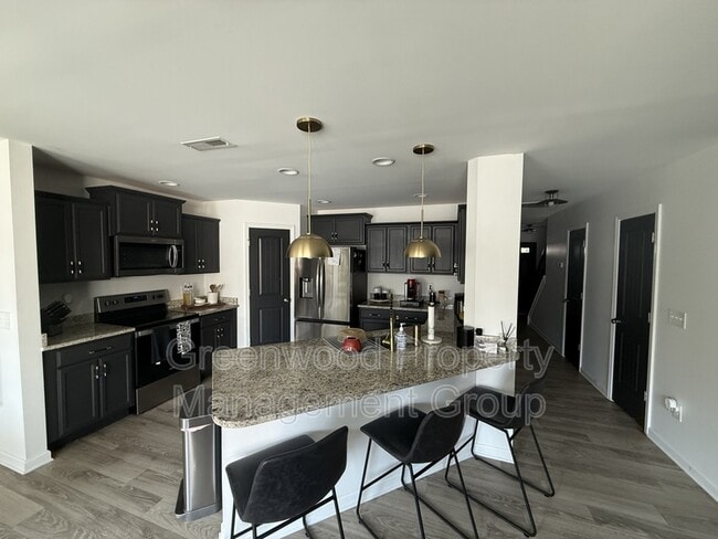 Building Photo - 111 Crepe Myrtle Ln