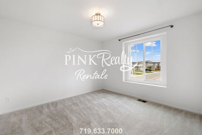 Building Photo - 8033 Buffalo Horn Dr