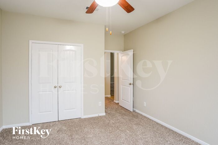 Building Photo - 6522 Claire Brook Dr