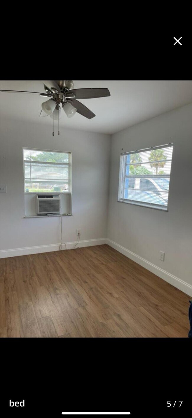 Building Photo - 434 N 17th St