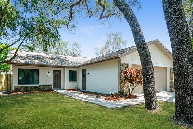 Building Photo - 4212 E Temple Heights Rd