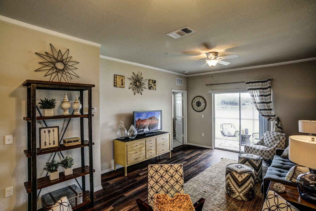 Century Lakehouse Plant City Fl Apartment Finder