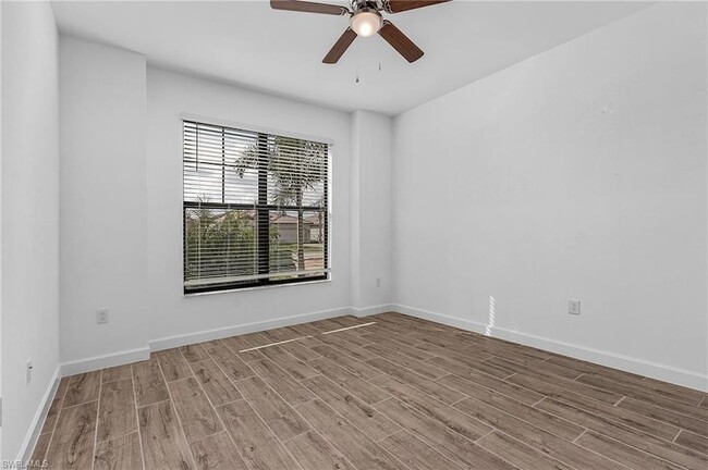 Building Photo - 18316 Ridgeline Dr