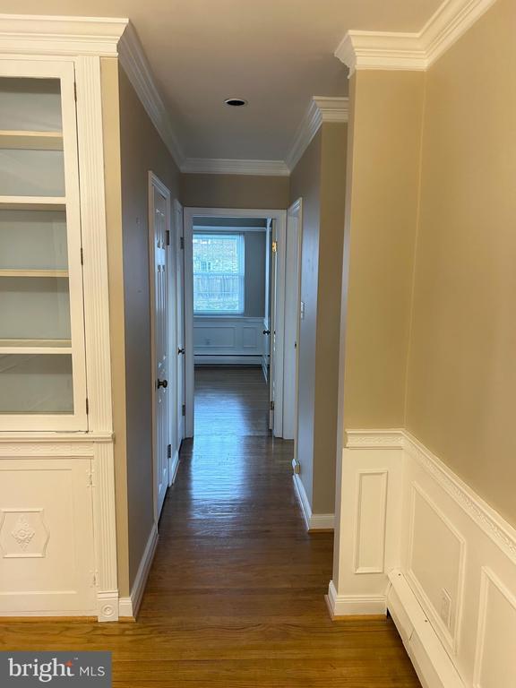 Building Photo - 1223 Drexel Ave