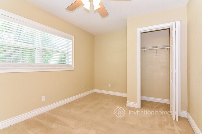 Building Photo - 1640 Sylvester Rd