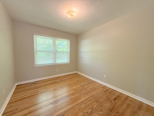 Building Photo - 603 Austin Dr NW