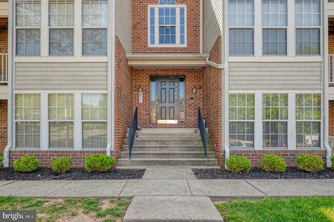 Building Photo - 3100 Cardinal Way