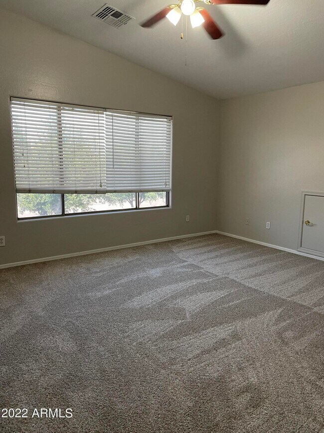 Building Photo - 2210 S 108th Ave