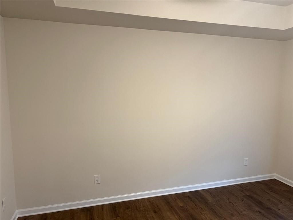 Building Photo - 635 Ben Higgins Rd