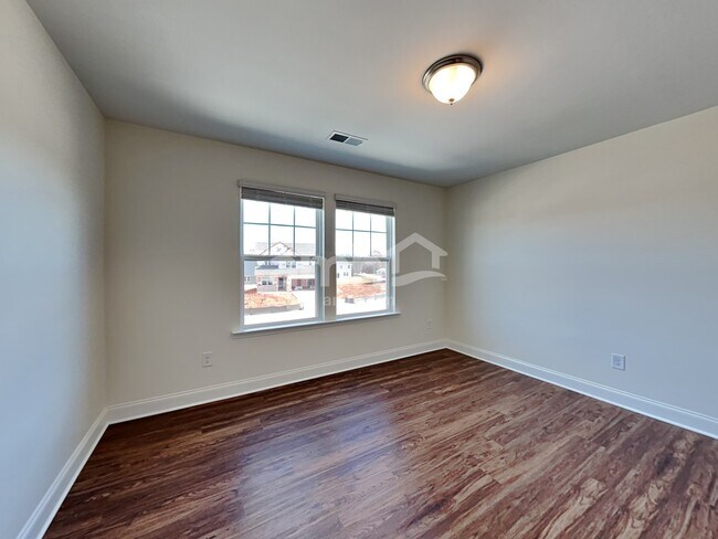Building Photo - 5981 Hagar Vly Dr