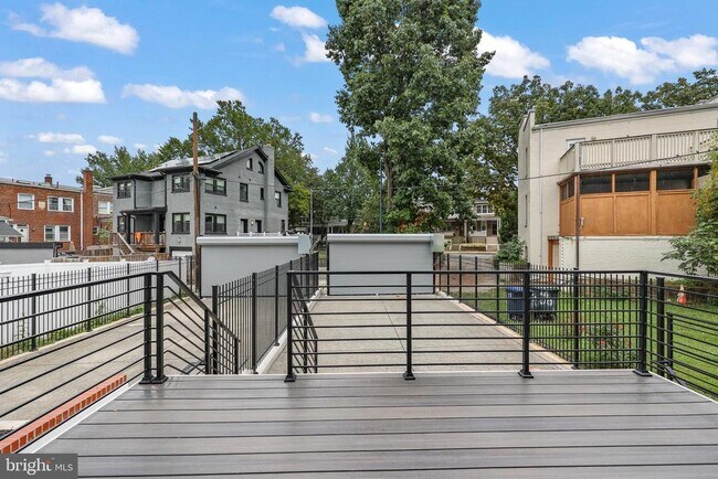 Building Photo - 4411 Illinois Ave NW