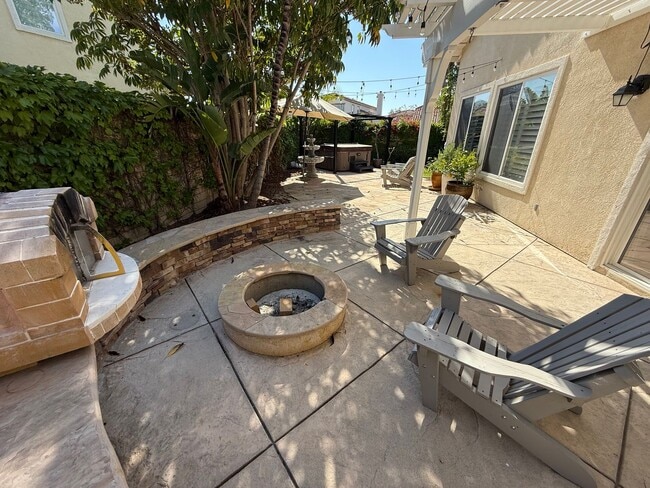 Building Photo - 5128 Corte Tiara