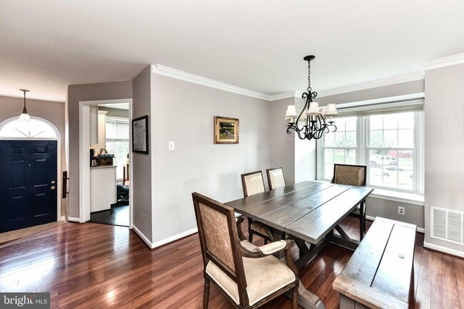 Building Photo - 21820 Leatherleaf Ct