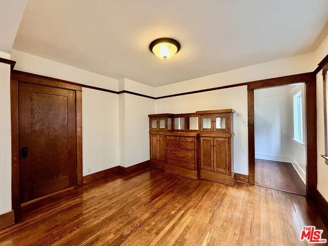 Building Photo - 1110 Echo Park Ave