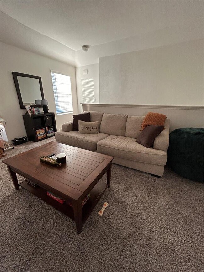 Building Photo - 10629 Sunday Dr