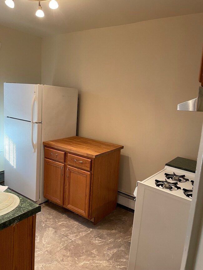 Building Photo - 5948 S Calumet Ave