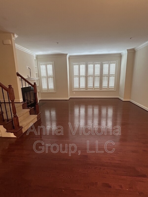 Building Photo - 617 Sprintsail Way