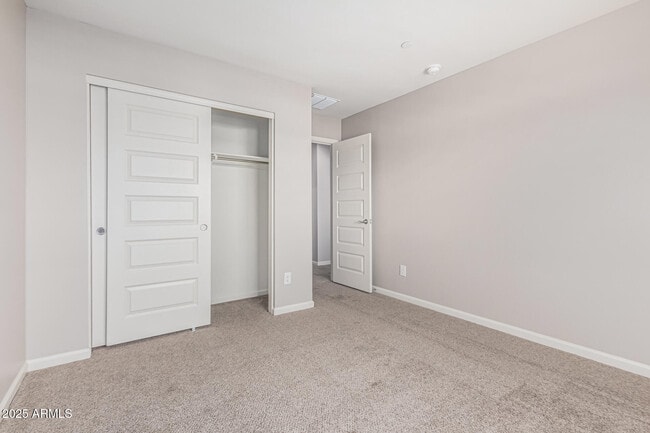 Building Photo - 733 E Commonwealth Ave