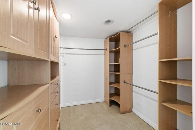 Building Photo - 4613 Reforma Rd