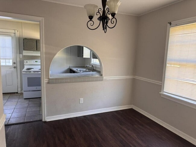 Building Photo - 2653 Foreman Cir