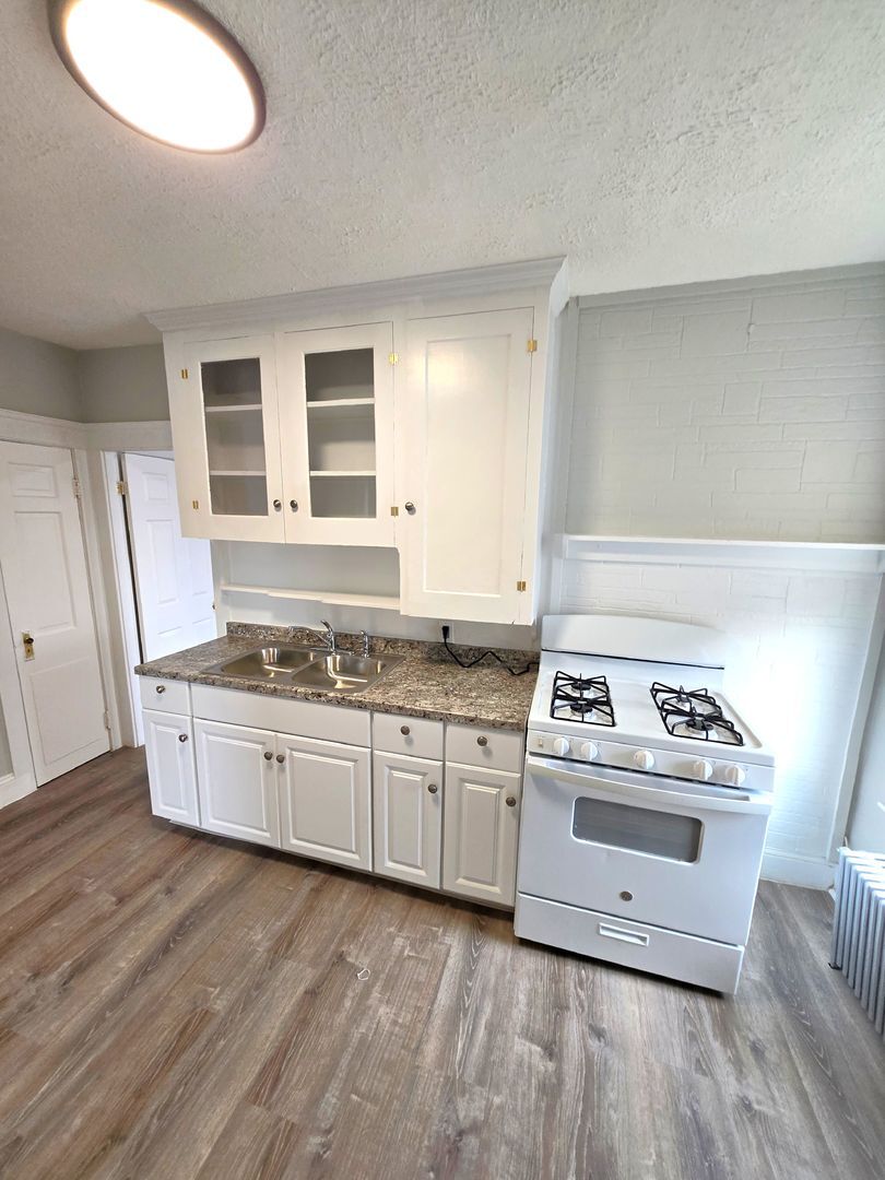 Building Photo - 161 Montgomery St