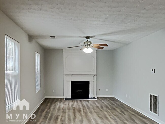 Building Photo - 3856 Cedar Trace Ln