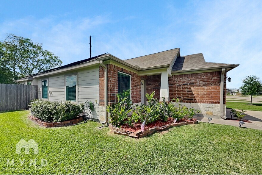 Building Photo - 6910 Spring Vale Dr