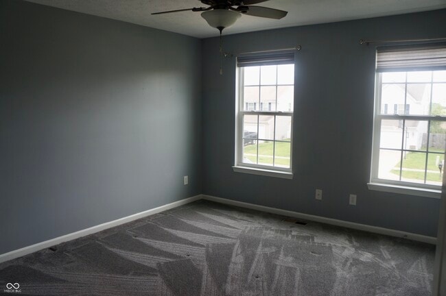 Building Photo - 3177 Underwood Dr