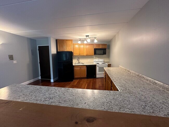 Building Photo - 147 Turner Rd