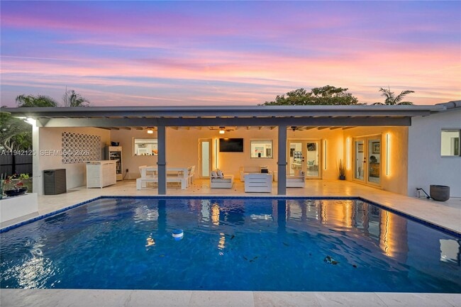 Building Photo - 8501 SW 142nd St